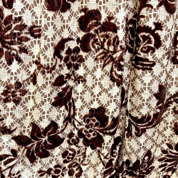 Muse Boston Proper - Cream Lace Flat Pattern With Velvet Flowers Ruched Dress 4 - Picture 13 of 13